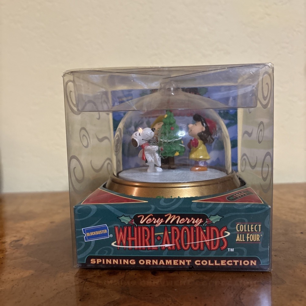 1999 Peanuts Very Merry Whirl Arounds Blockbuster Spinning Christmas Ornament